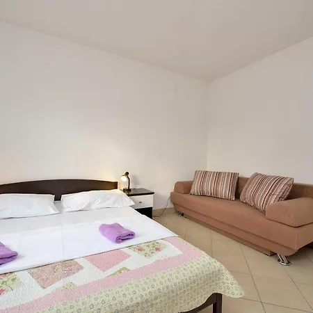 5904d Apartment